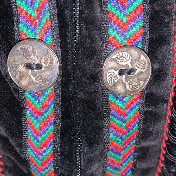 Vintage Nordic SCANDINAVIAN Hand-Embroidered Wool Coat by Samii. GAY ELLIS - Picture 3 of 13